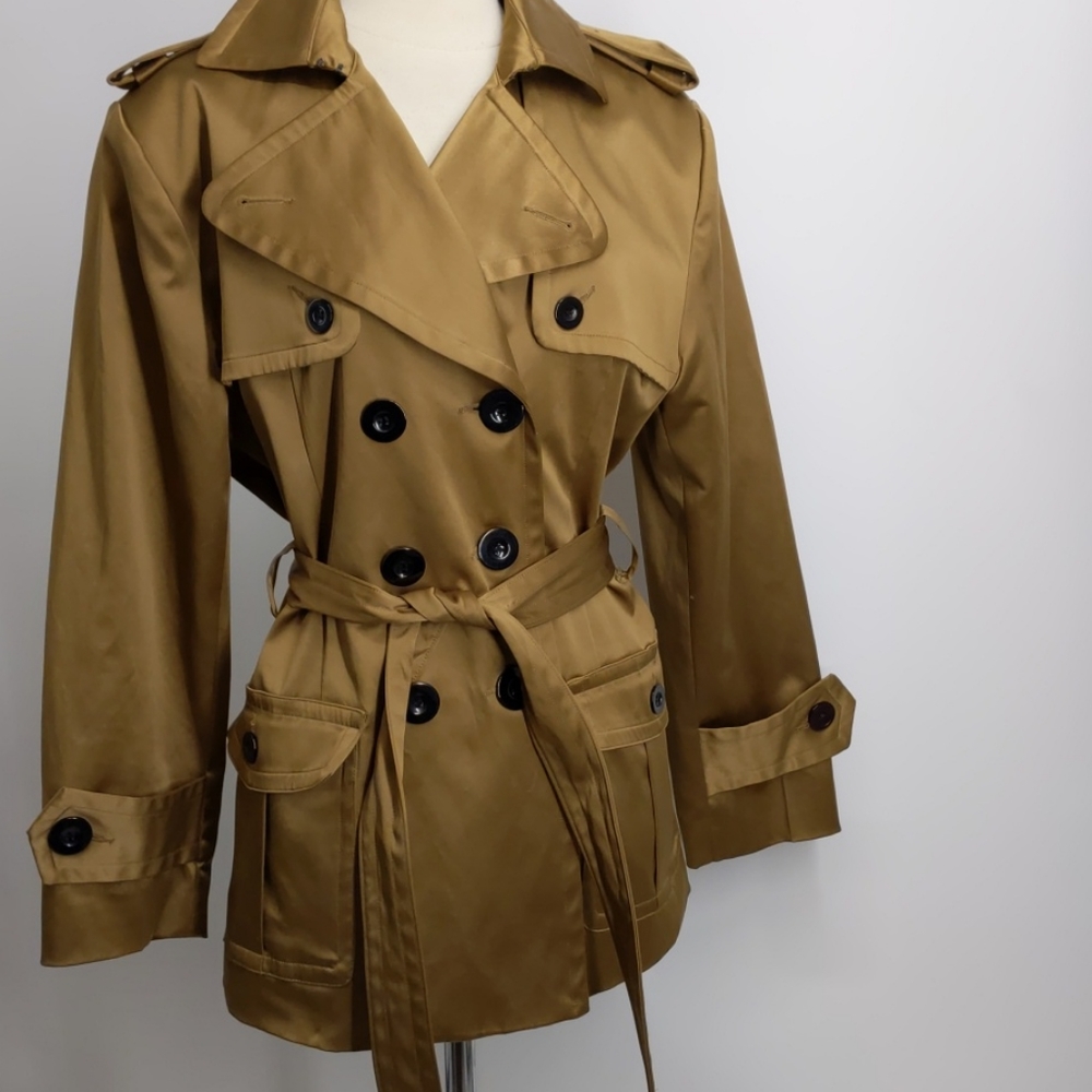 Outerwear by Lisa short gold trench incoat-sz L